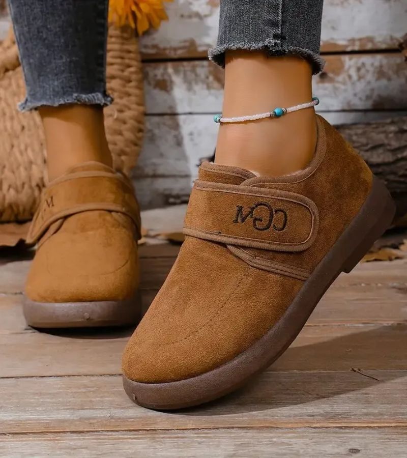 Dorotea | Zapatos de Ante con Velcro