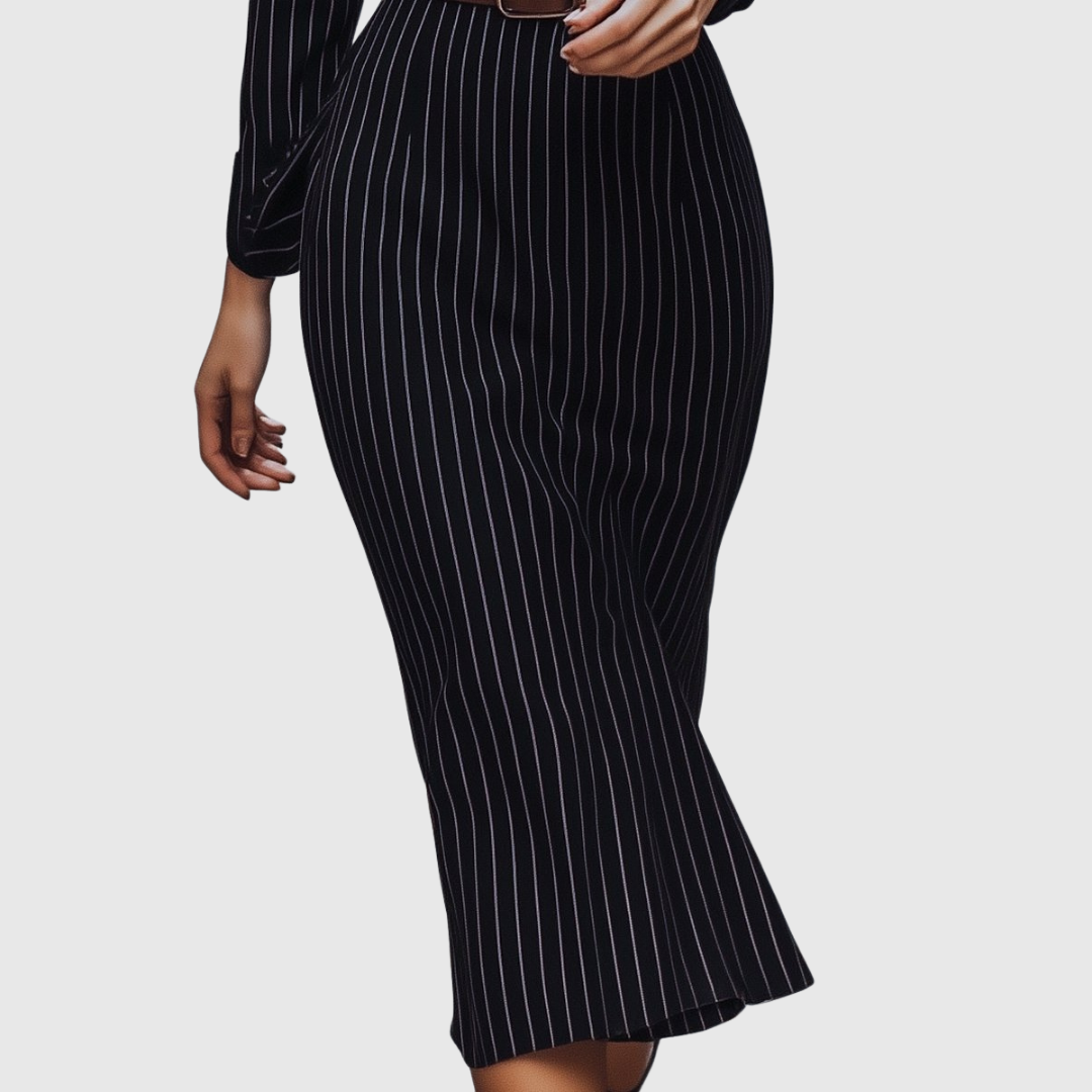 Silvia | Vestido Camisero Negro de Raya Diplomática