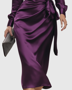 Teresa | Vestido Midi Cruzado Satinado Ciruela Oscuro