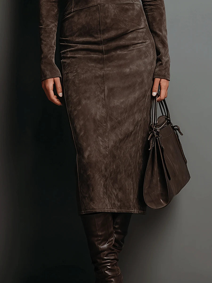 Serafina | Vestido Midi de Ante con Cuello Alto y Manga Larga