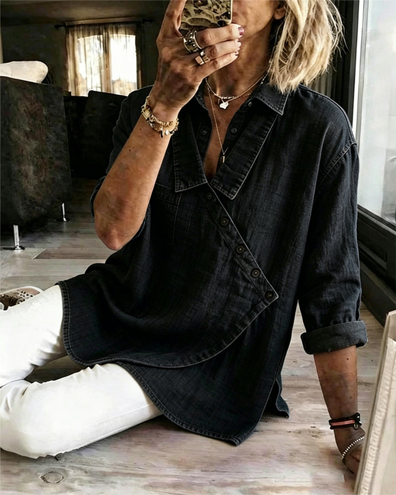 Blusa lisa de manga larga con cuello y botones diagonales