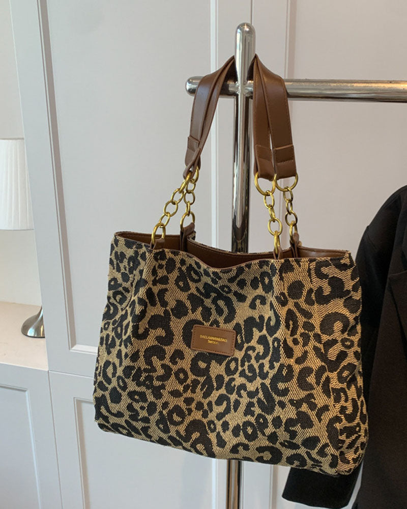 Bolso de hombro con estampado de leopardo