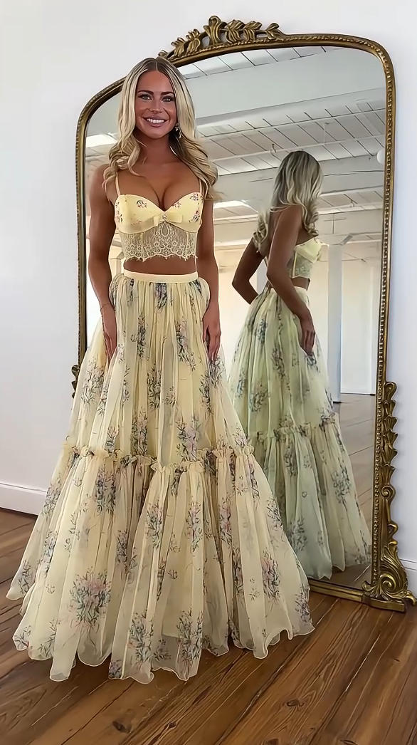 Amaranta | Conjunto de Corsé de Encaje y Falda Larga de Tul Floral