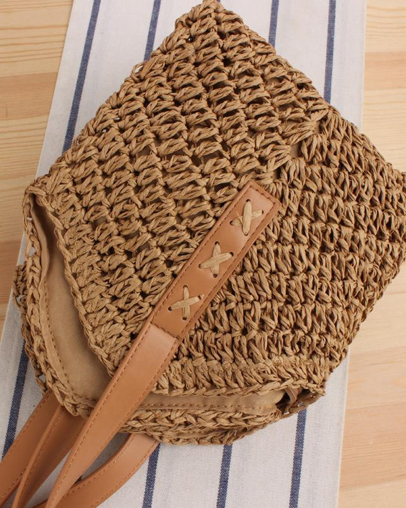 Women's straw tote bag