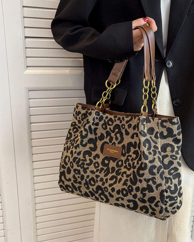 Leopard print shoulder bag