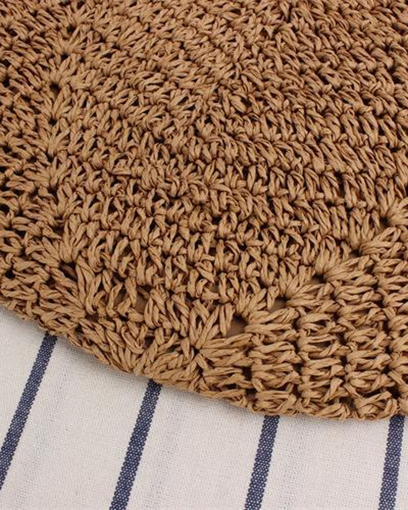 Women's straw tote bag