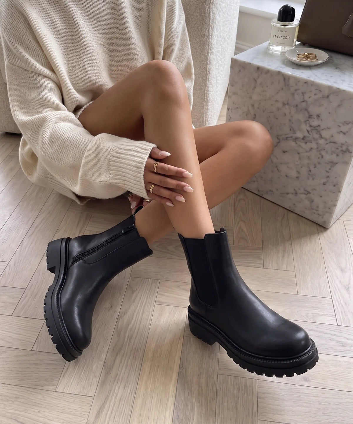 Laura | Botines Chelsea Negros