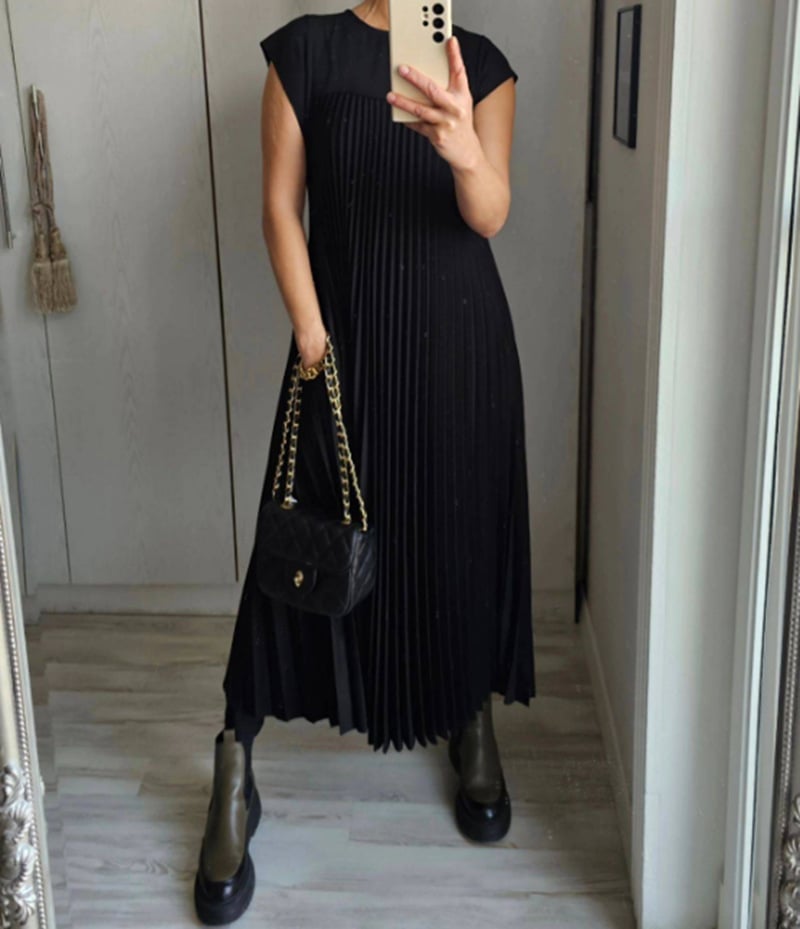 Lourdes | Vestido Atemporal y Cómodo