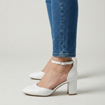 Alicia | Zapatos de salón con tira en tono plateado