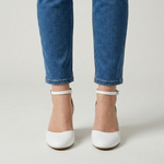 Alicia | Zapatos de salón con tira en tono plateado
