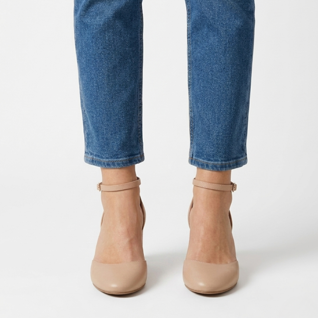 Alicia | Zapatos de salón con tira en tono plateado