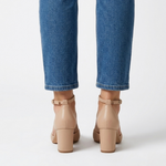 Alicia | Zapatos de salón con tira en tono plateado