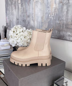 Nora | Botines Chelsea Cortos Beige