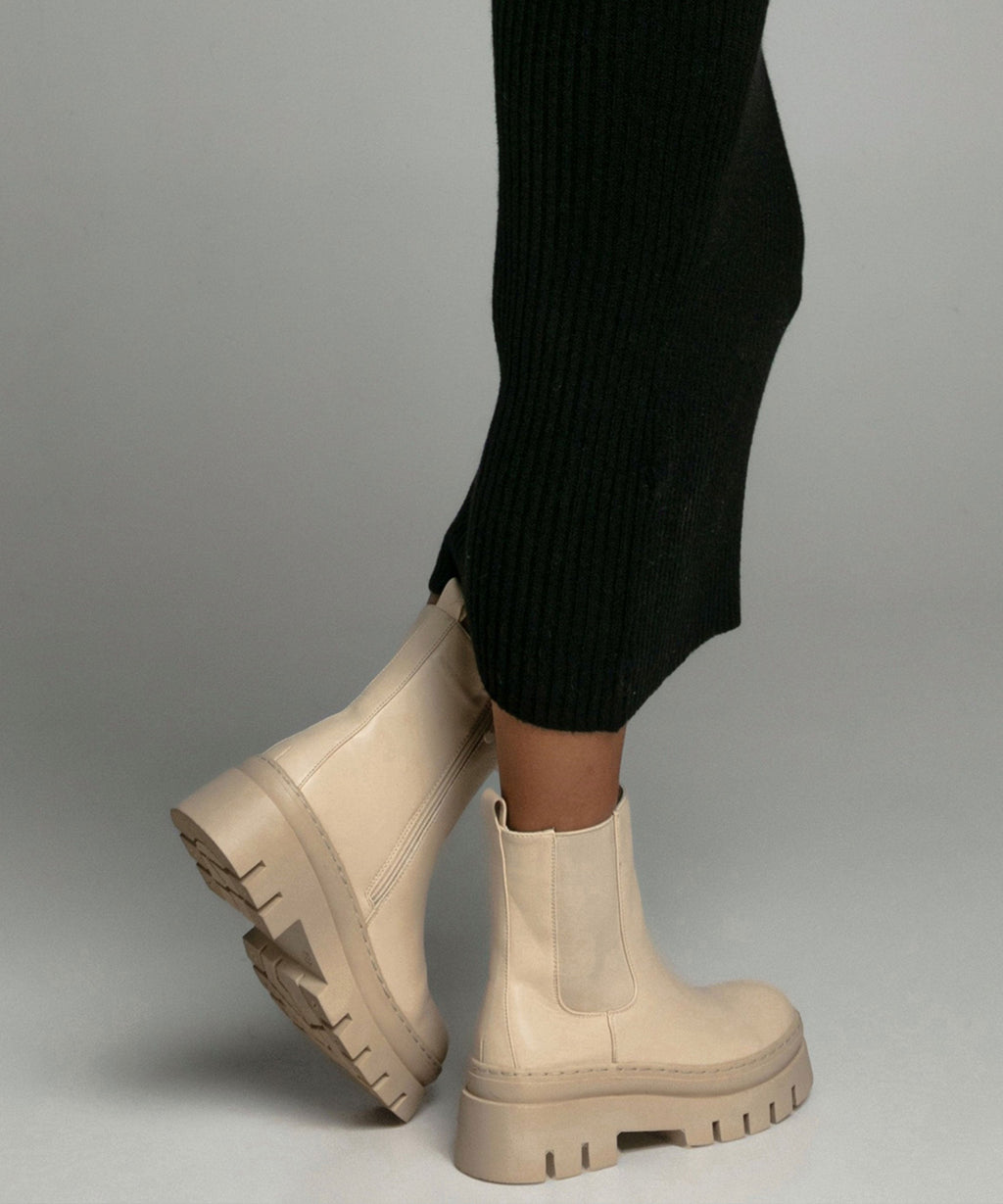 Nora | Botines Chelsea Cortos Beige