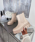 Nora | Botines Chelsea Cortos Beige