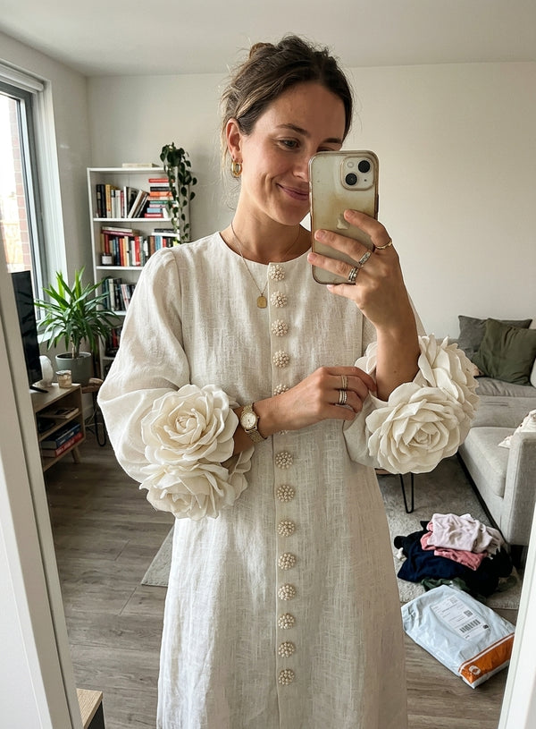Sara, 21