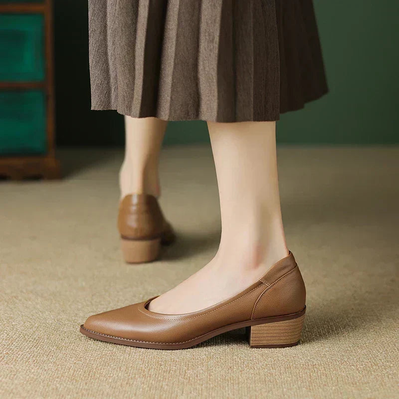 Micaela | Elegantes Zapatos de Tacón Medio