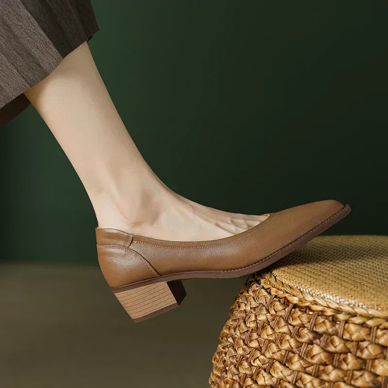 Micaela | Elegantes Zapatos de Tacón Medio