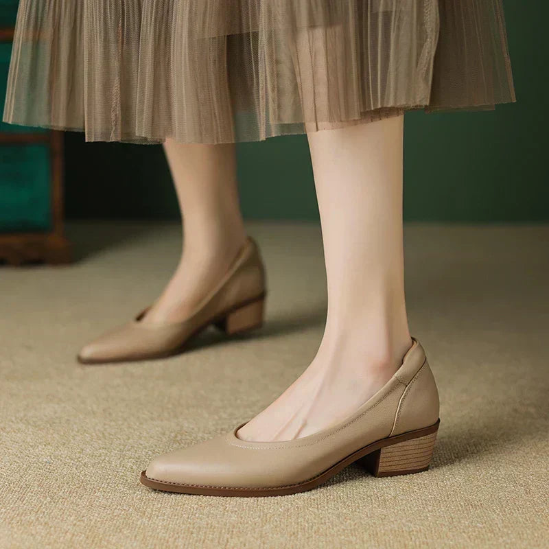 Micaela | Elegantes Zapatos de Tacón Medio