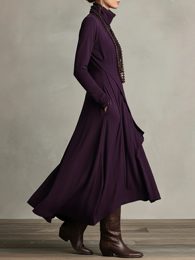 Irene | Vestido Plisado Asimétrico de Cuello Alto
