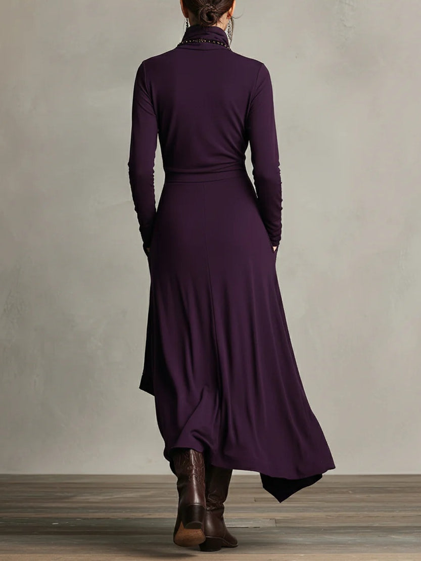 Irene | Vestido Plisado Asimétrico de Cuello Alto